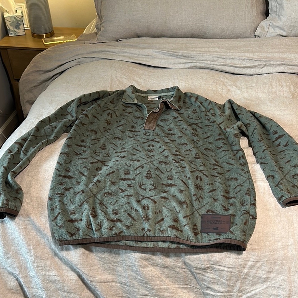 Southern marsh outfitters Green zip up